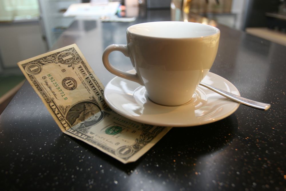 DOL Reinstates the 80/20 Rule for Tipped Workers